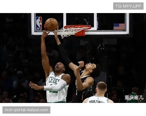 福克斯27分8助攻串联全队 圣安东尼奥攻防纪律性持续提升